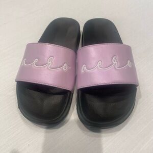 Aero Slide Sandal Woman’s Size 9 Brand New Never Worn